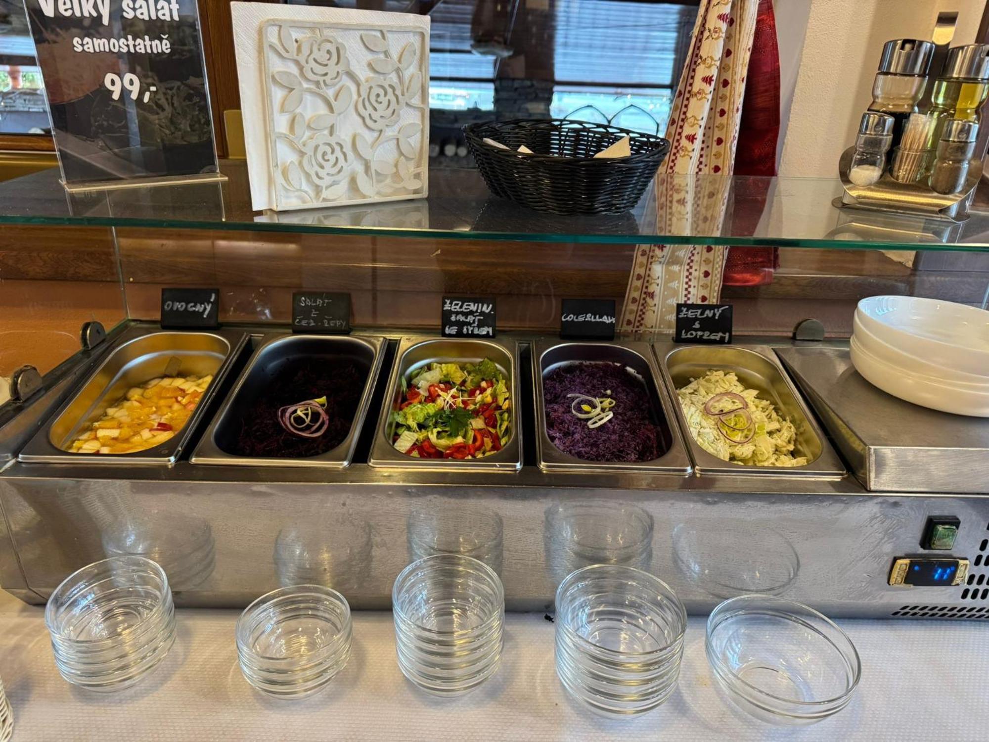 Restaurace A Penzion Lutena Dolni Lutyne Eksteriør billede